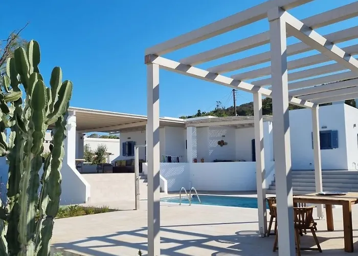 Glysidia Sunset With Swimming Pool & Bbq Vila